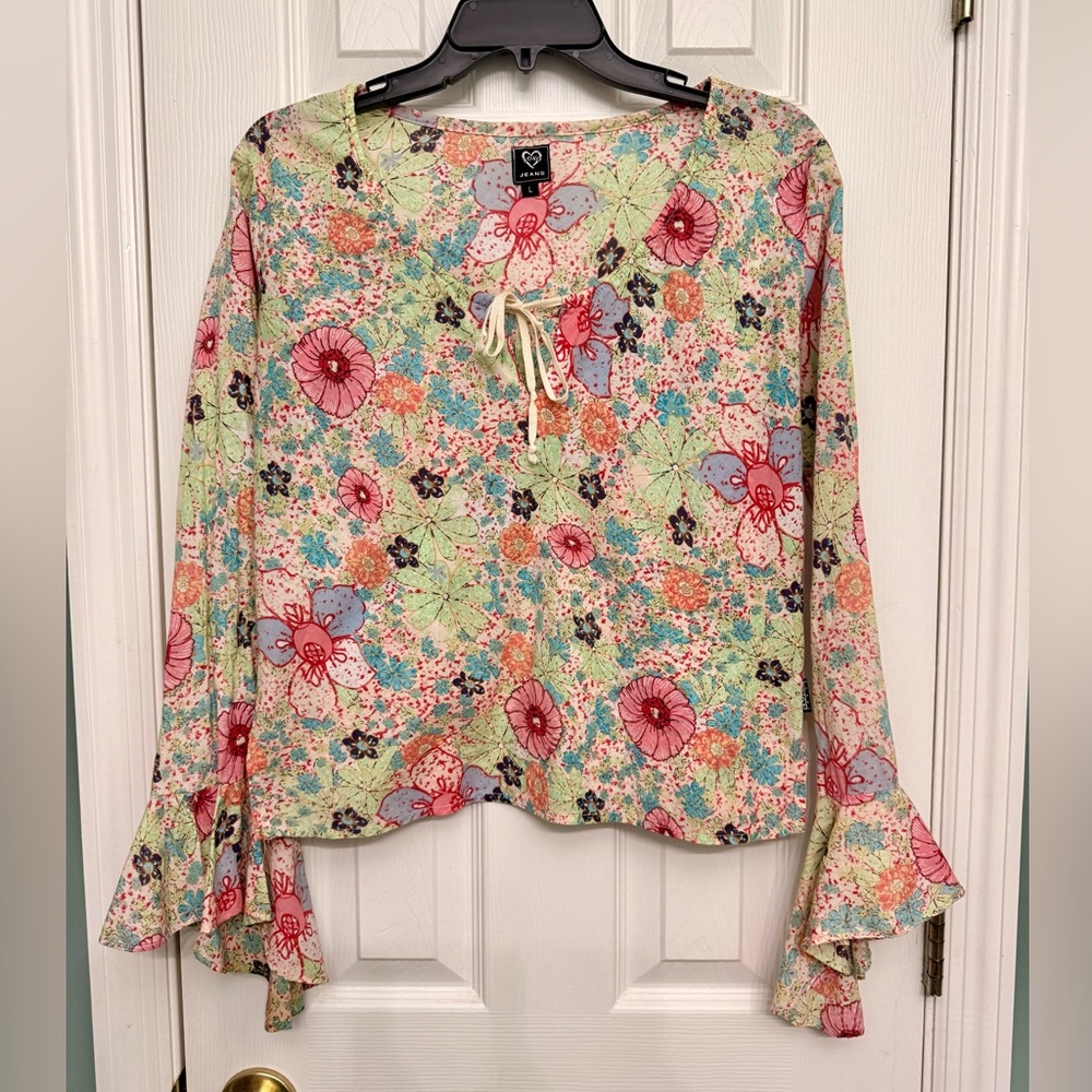 XOXO Jeans Floral Cotton Top Scoop Neck Long Sleeve Angel Sleeve Cuff Feminine